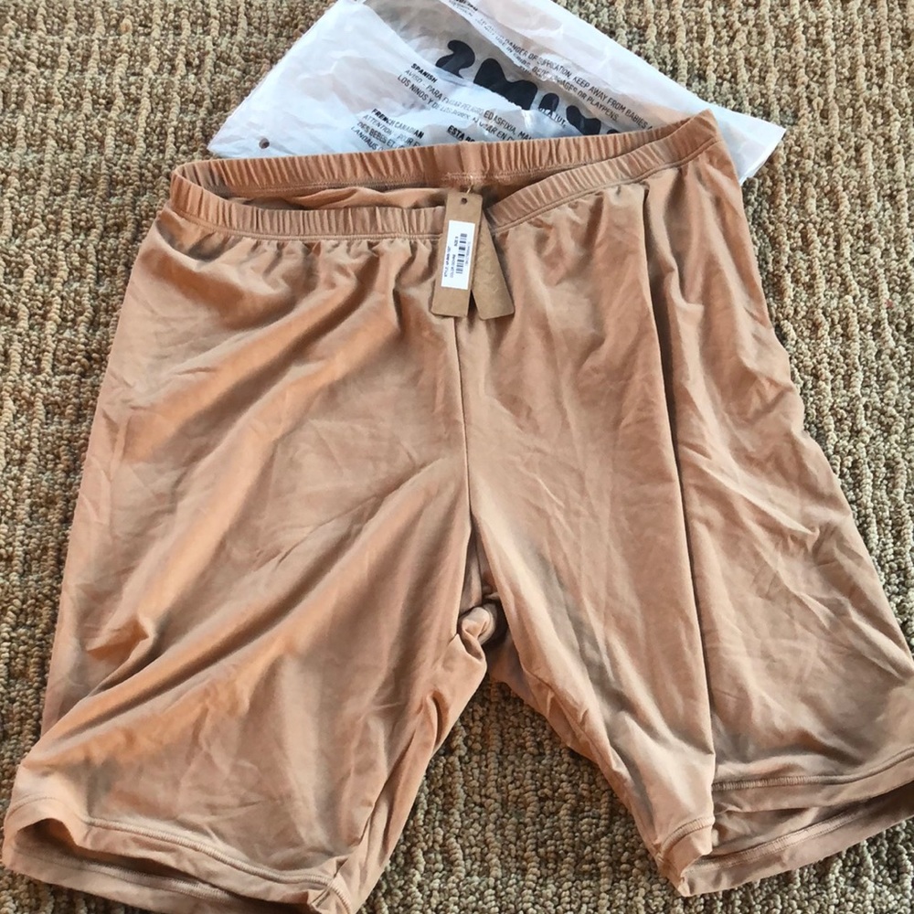 Skims Fits everybody Bike Shorts